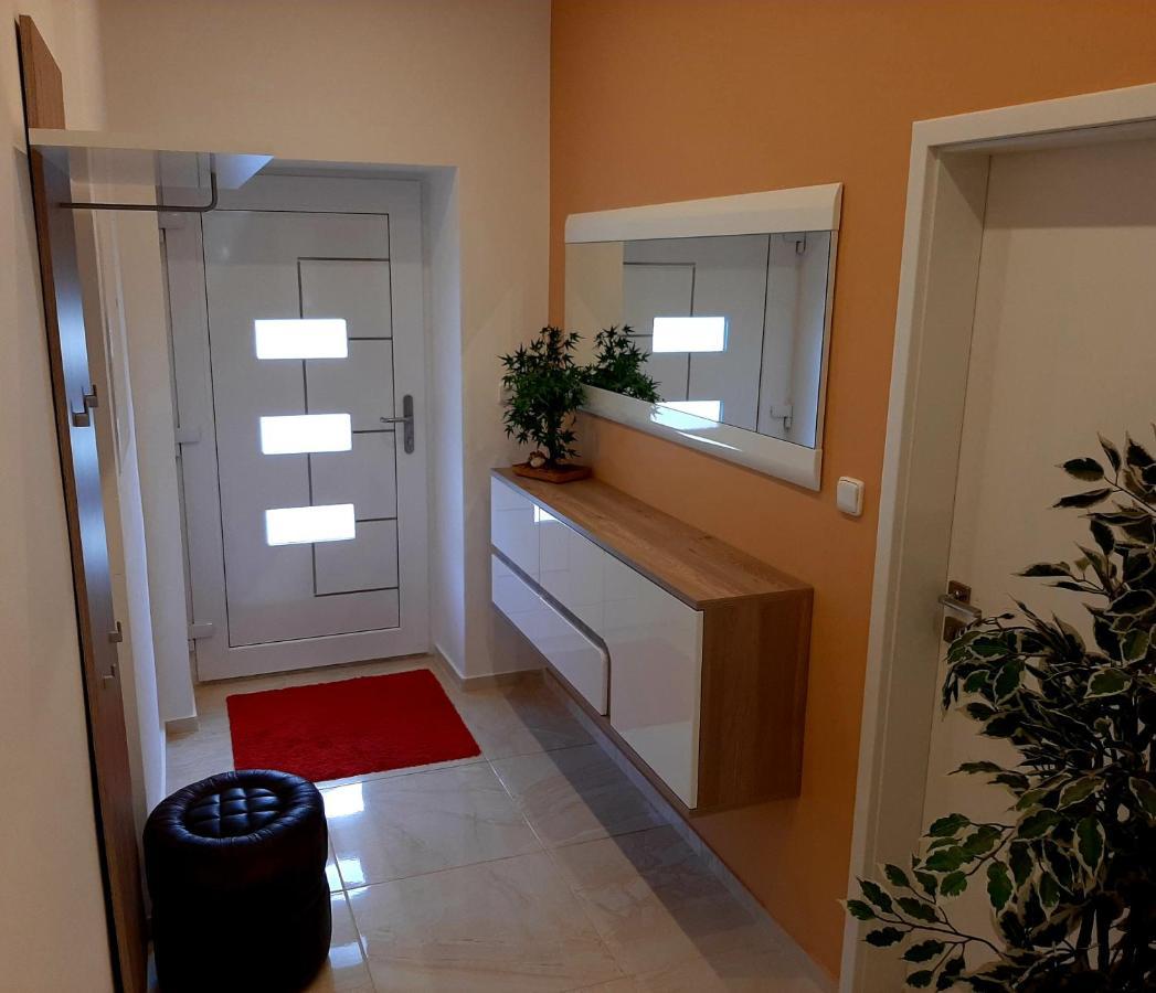 Nobless Apartments Holedna Brno Bagian luar foto
