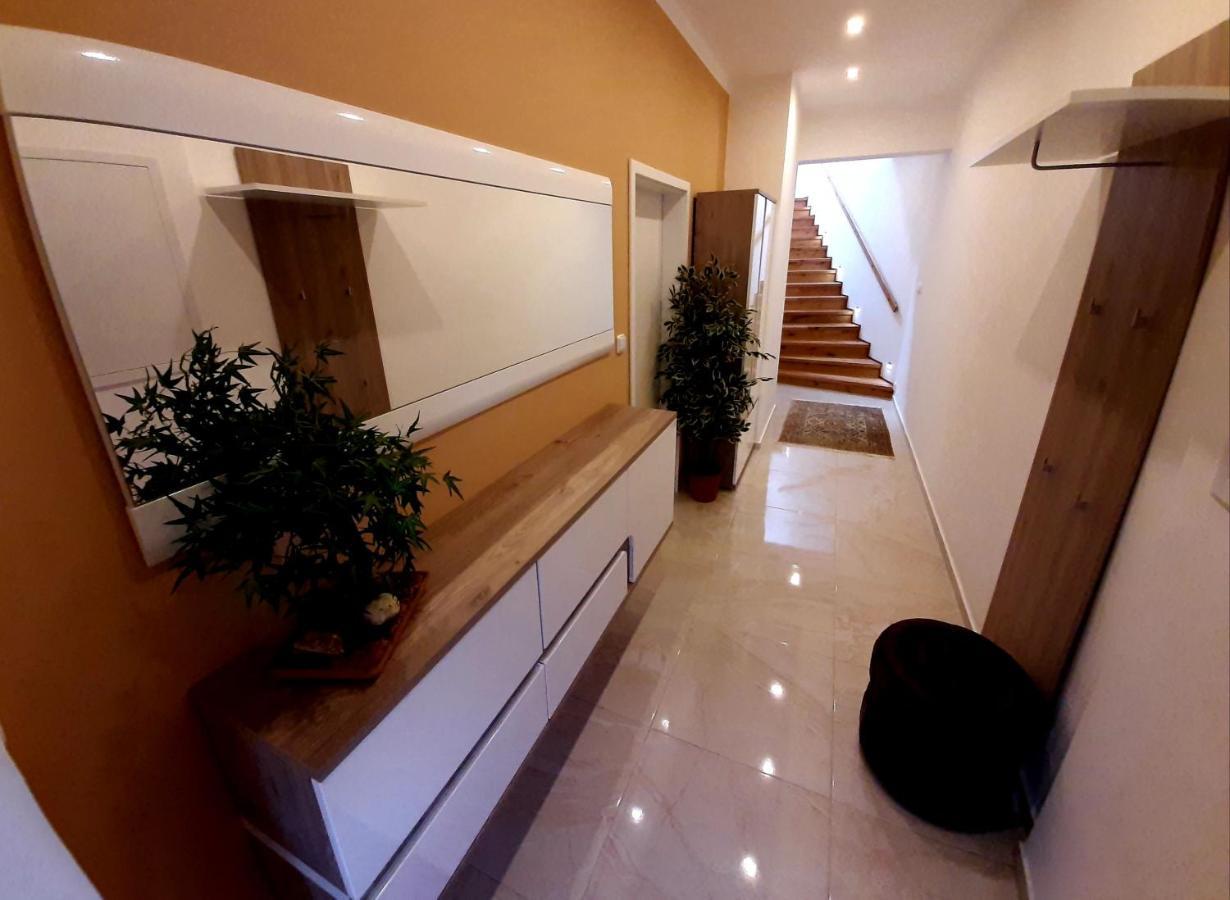 Nobless Apartments Holedna Brno Bagian luar foto