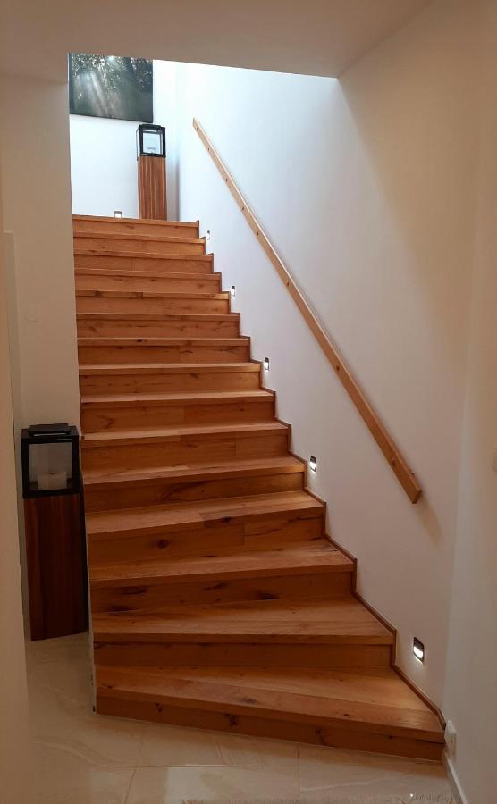 Nobless Apartments Holedna Brno Bagian luar foto