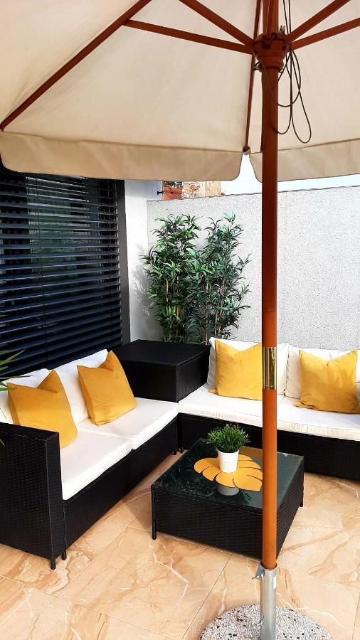 Nobless Apartments Holedna Brno Bagian luar foto